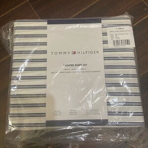 Tommy Hilfiger  Mini Stripe Twin XL Faded Demin Sheet Set